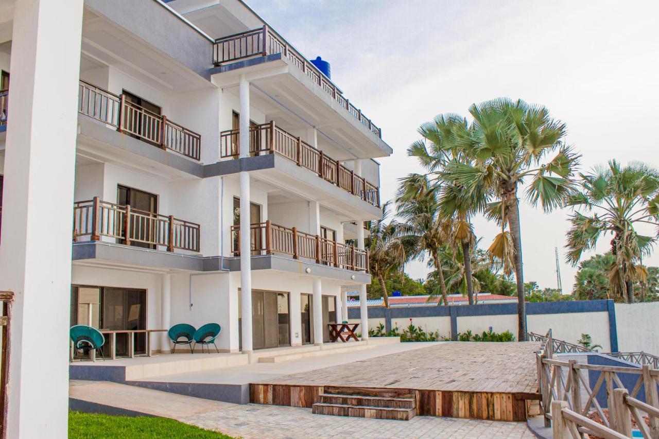 Majula Boutique Hotel Serrekunda Zewnętrze zdjęcie