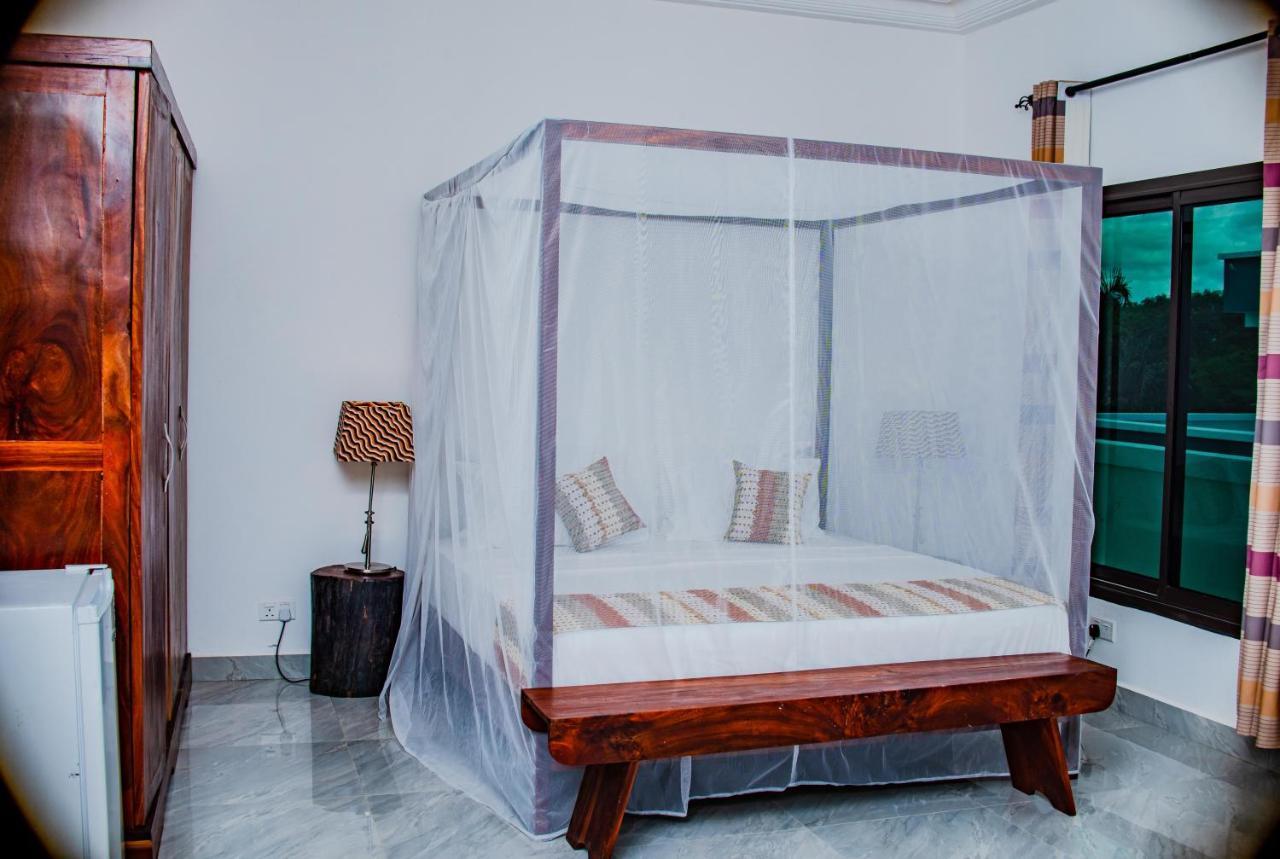 Majula Boutique Hotel Serrekunda Zewnętrze zdjęcie